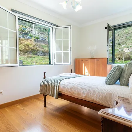 Prázdninový dům Varandas Da Caldeira By Madeira Real Câmara de Lobos