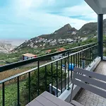 Hébergement de vacances Varandas Da Caldeira By Madeira Real *